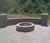 Outdoor Fireplaces & Fire Pit Kits