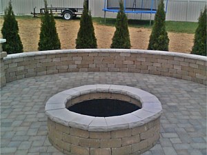 Outdoor Fireplaces & Fire Pit Kits